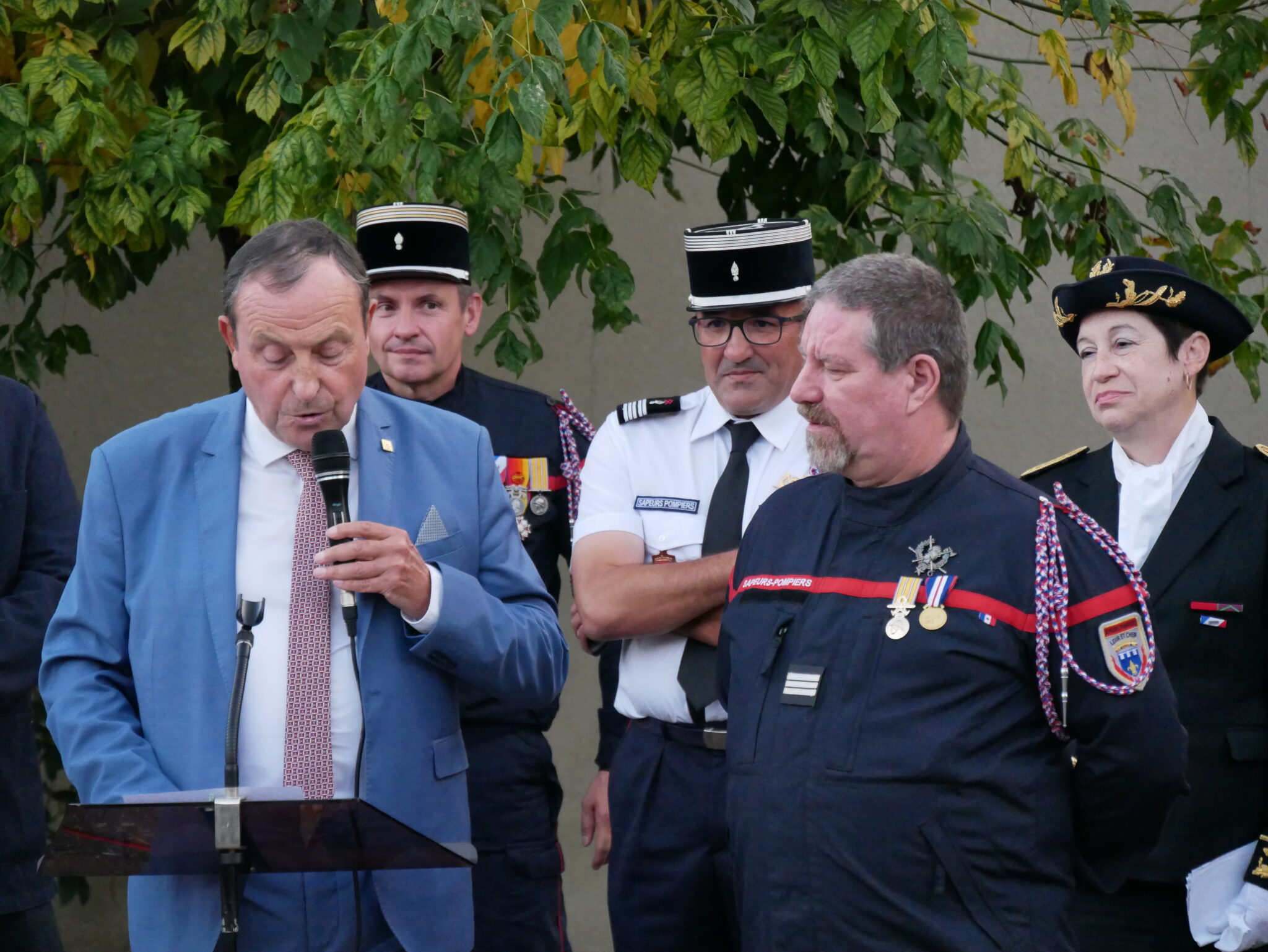 PASSATION DE COMMANDEMENT DU CENTRE DE PREMIÈRE INVERTENTION DE SAINT ...